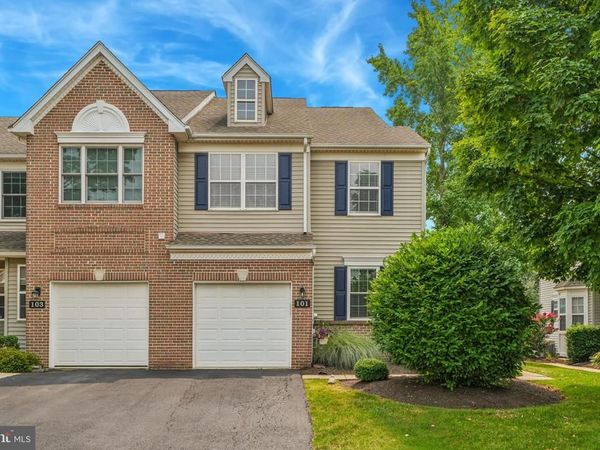 101 WALKER ROAD , ROYERSFORD, PA 19468