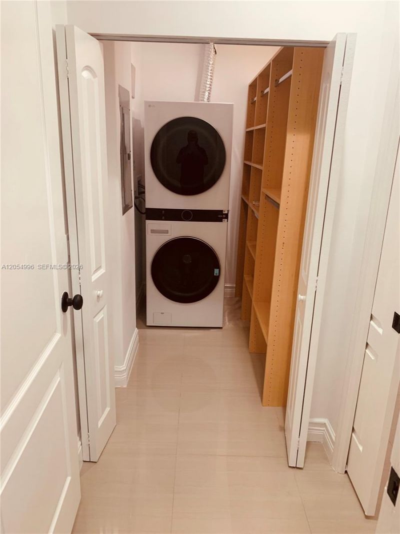 3268 SW 25th Ter, Unit 1a, Miami, FL 33133 Photo