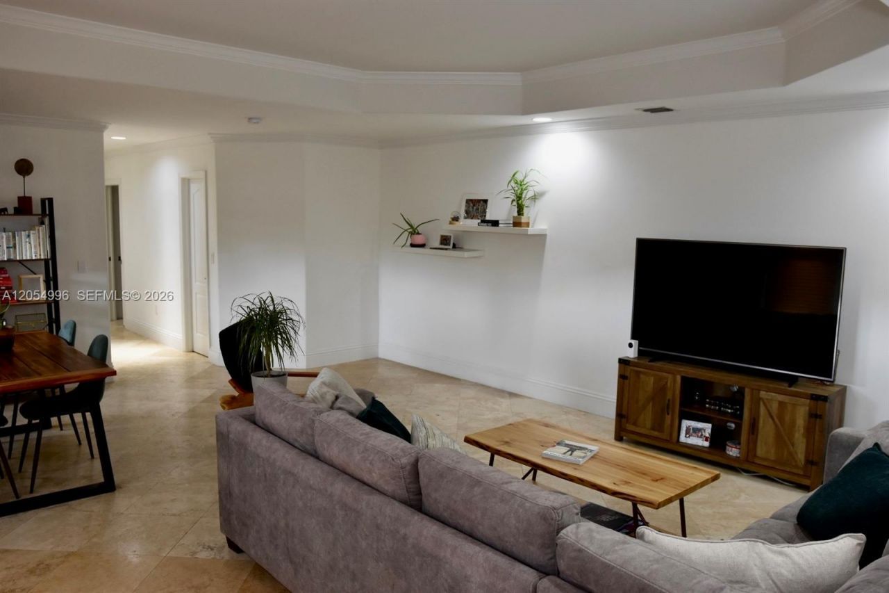 3268 SW 25th Ter , Unit 1a, Miami, FL 33133 Photo