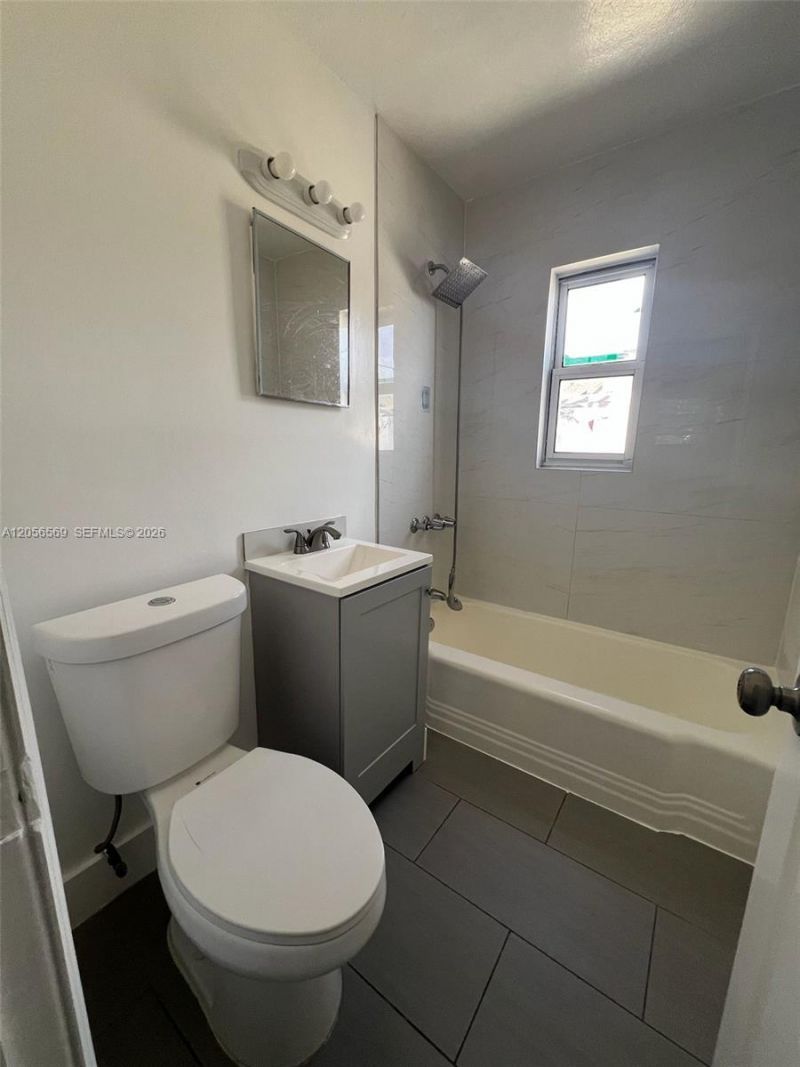 1281 NW 60th St , Unit 6, Miami, FL 33142 Photo