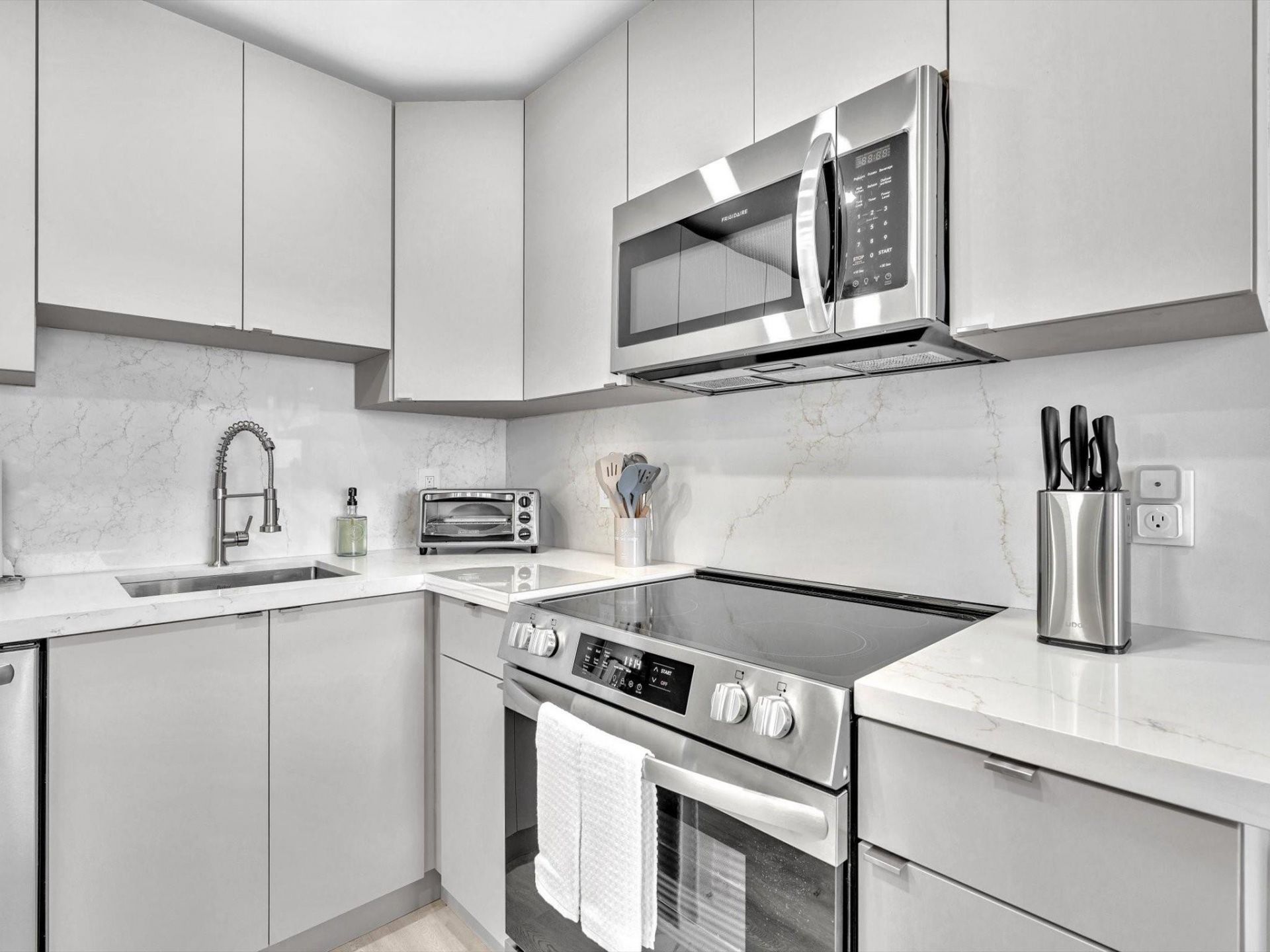 1421 S Ocean Boulevard, Unit 503, Pompano Beach, FL 33062 Photo
