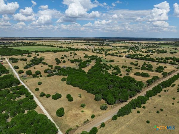 422 County Road 340, McGregor, TX 76657