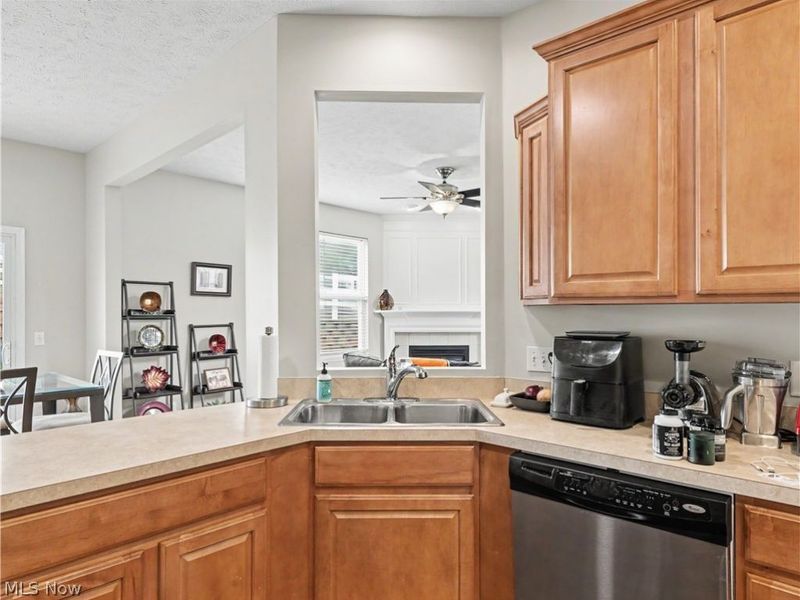 997 Croghan Way, Copley, OH 44321 Photo 9