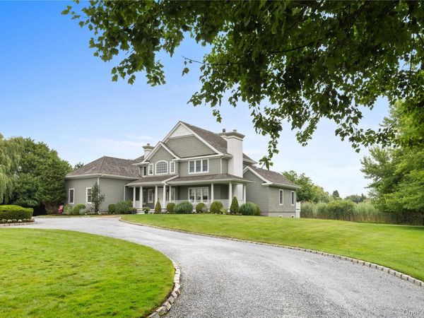 42 Jessup Lane , Westhampton Beach, NY 11978