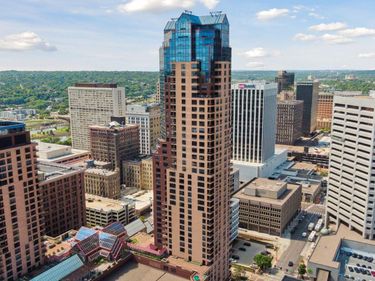 168 6th Street E, Unit 3801, Saint Paul, MN 55101