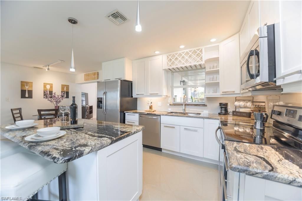 4584 San Antonio Ln , Bonita Springs, FL 34134 Photo