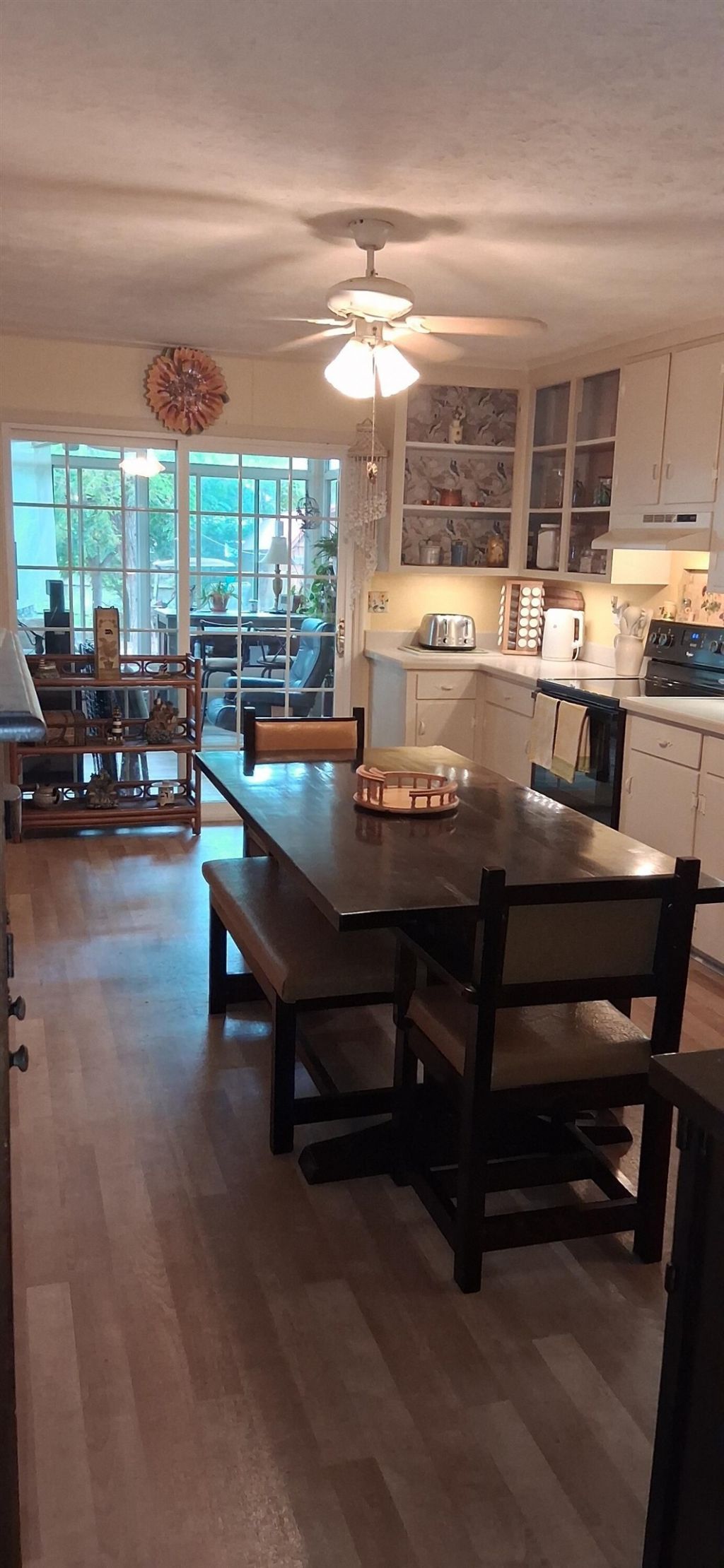 903 Tiffany Ln. Photo 5
