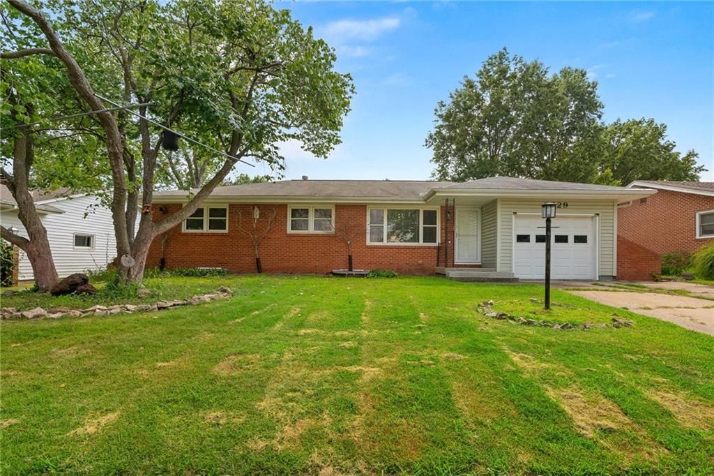 2229 Westchester Road, Lawrence, KS 66049 Main Photo