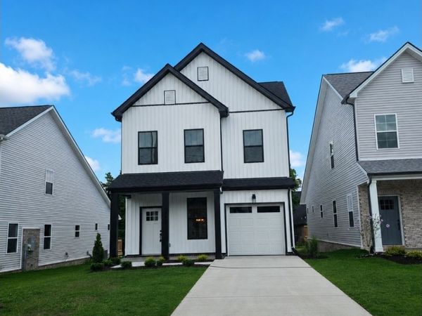 447 West Adams Ave , Lebanon, TN 37087