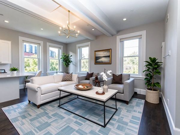 85 Regent St., Unit 5, Boston, MA 02119