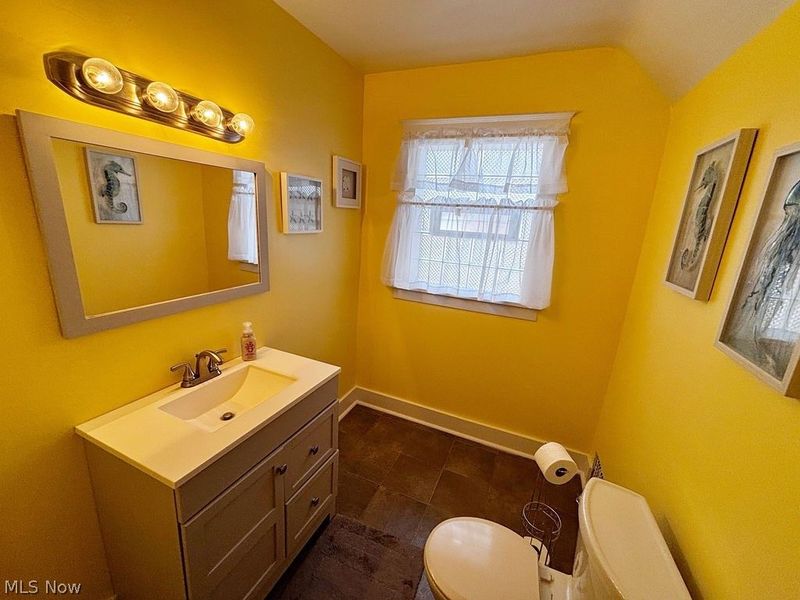 107 N Hartford Avenue, Youngstown, OH 44509 Photo 13