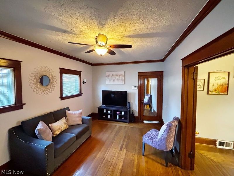 107 N Hartford Avenue, Youngstown, OH 44509 Photo 6