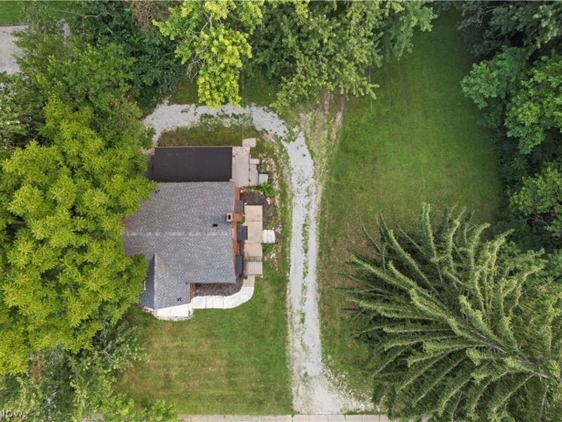 2442 Newton Street, Akron, OH 44305 Photo 31