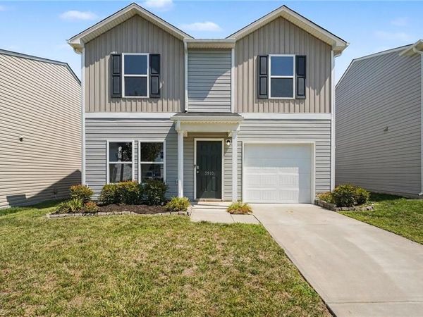 3910 Bellingham Court , Greensboro, NC 27406