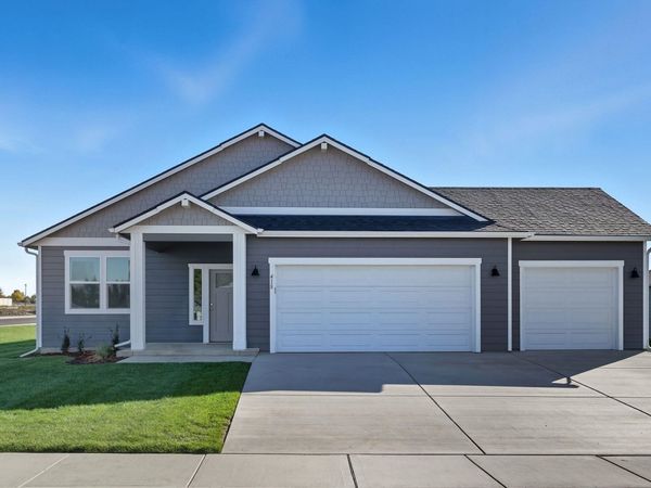418 N Washington Ave, Deer Park, WA 99006