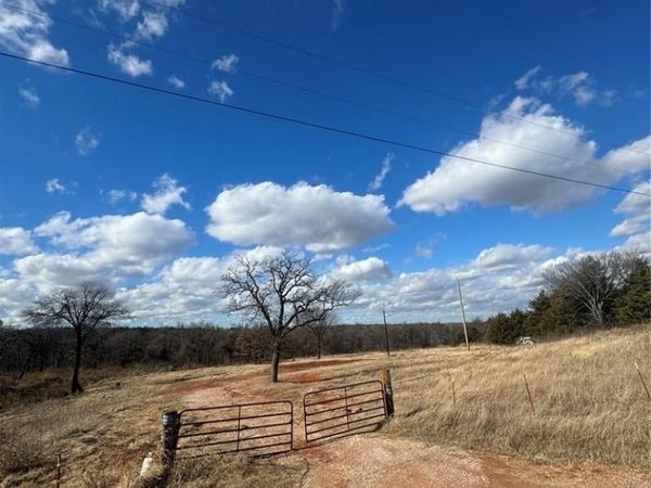 665 Autumn Woods Farm RD , Coyle, OK 73027