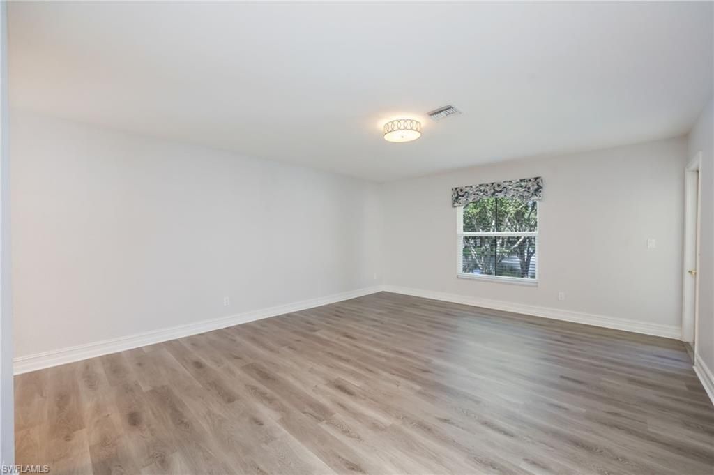 300 Diamond Cir , Unit 308, Naples, FL 34110 Photo