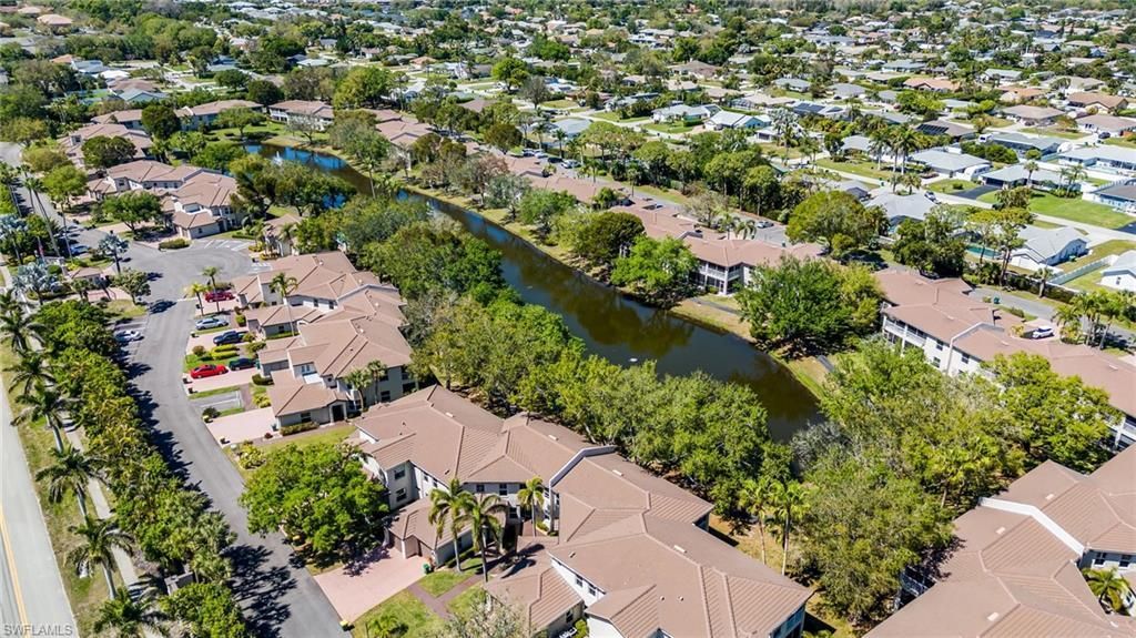 300 Diamond Cir , Unit 308, Naples, FL 34110 Photo