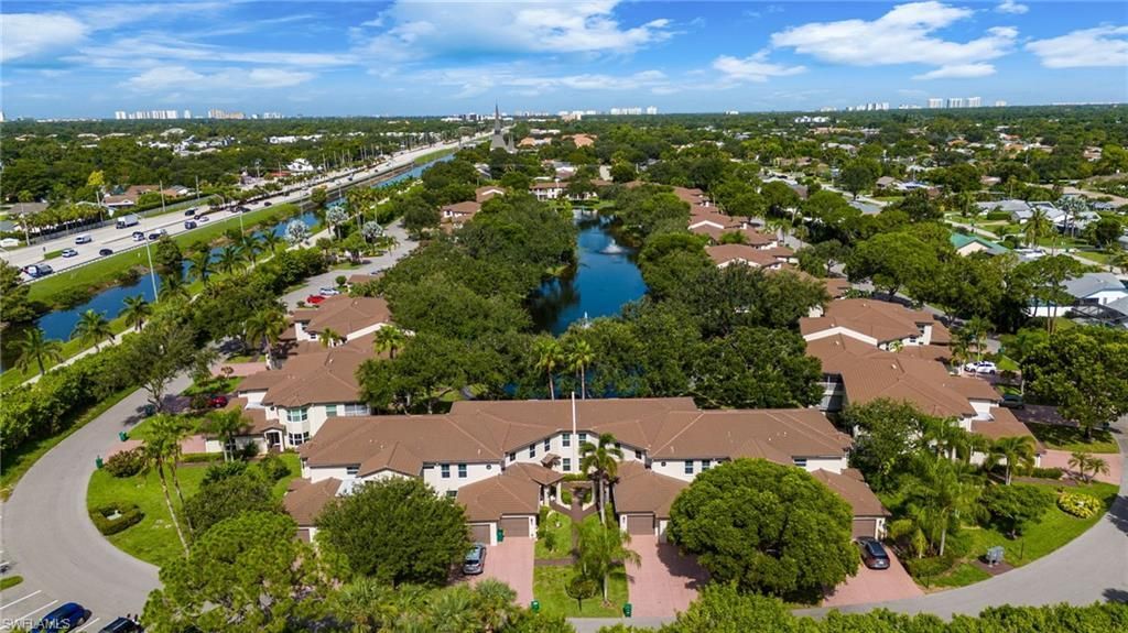 300 Diamond Cir , Unit 308, Naples, FL 34110 Photo