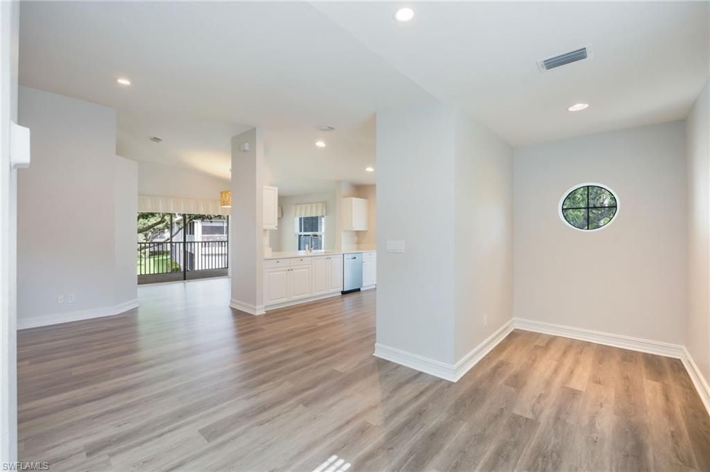 300 Diamond Cir , Unit 308, Naples, FL 34110 Photo