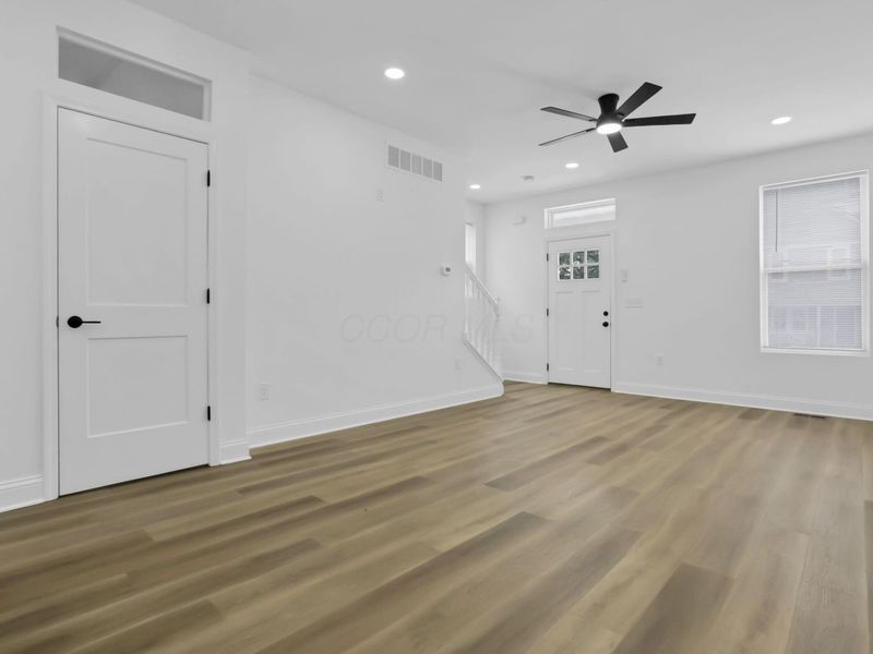901 Miller Avenue, Columbus, OH 43206 Photo 14