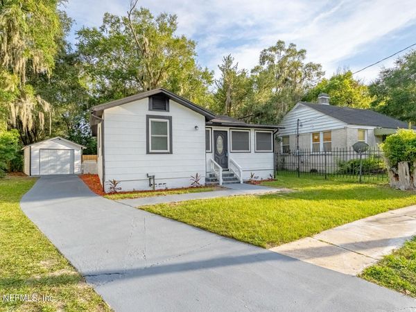 104 W 54TH Street, Jacksonville, FL 32208