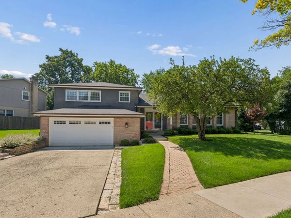 3923 Rutgers Lane , Northbrook, IL 60062