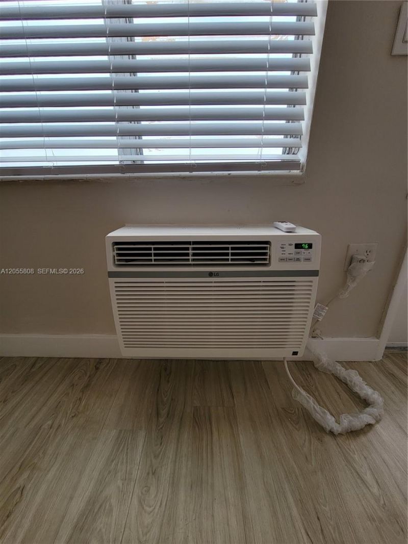 441 Collins Ave, Unit 10, Miami Beach, FL 33139 Photo