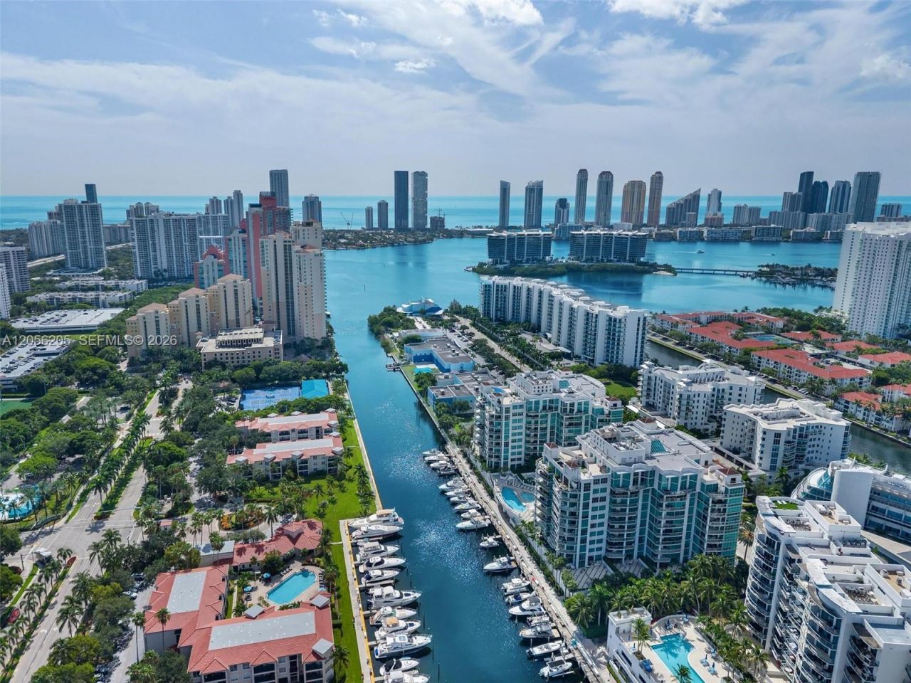3131 NE 188th St , Unit 2-705, Aventura, FL 33180 Photo
