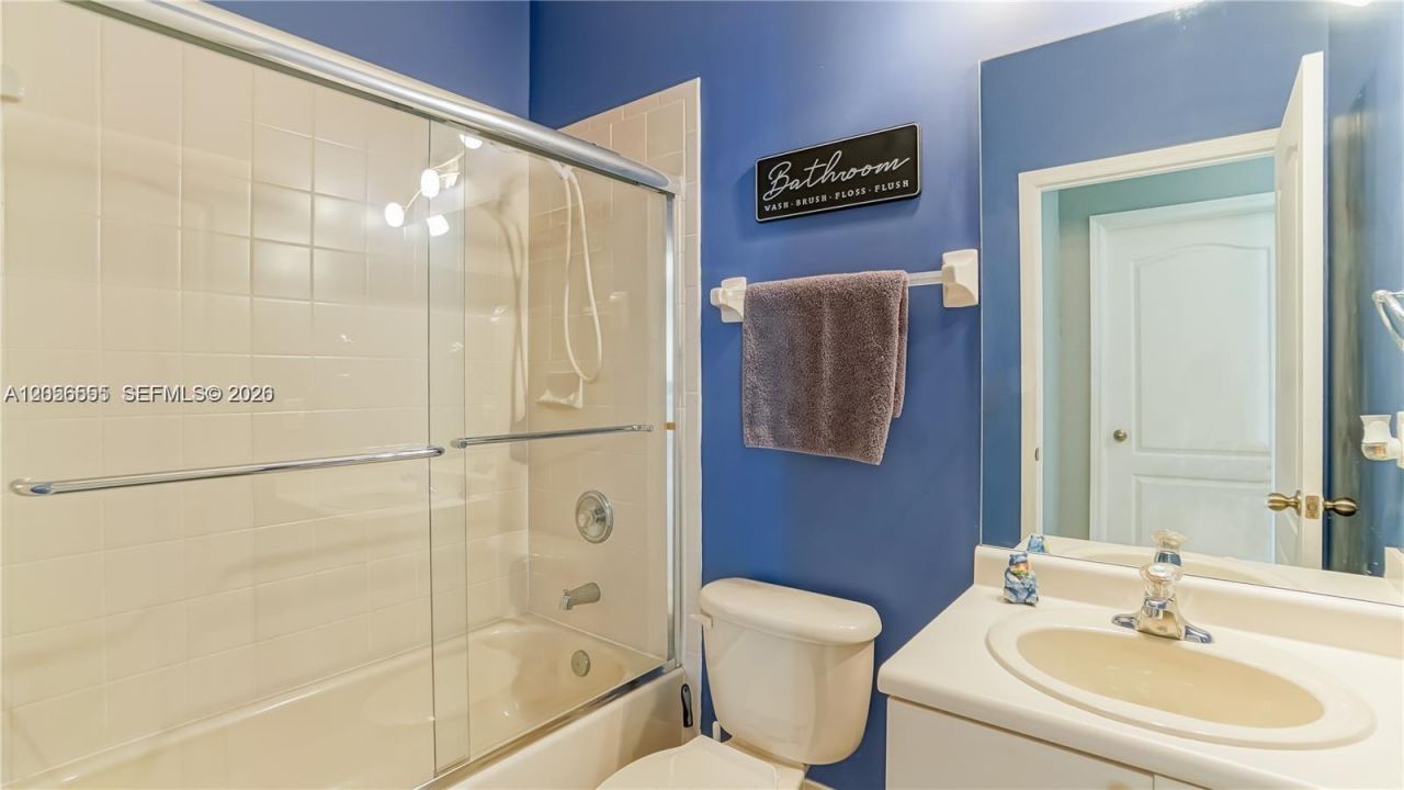 14960 SW 9th Ln, Unit 14960, Miami, FL 33194 Photo