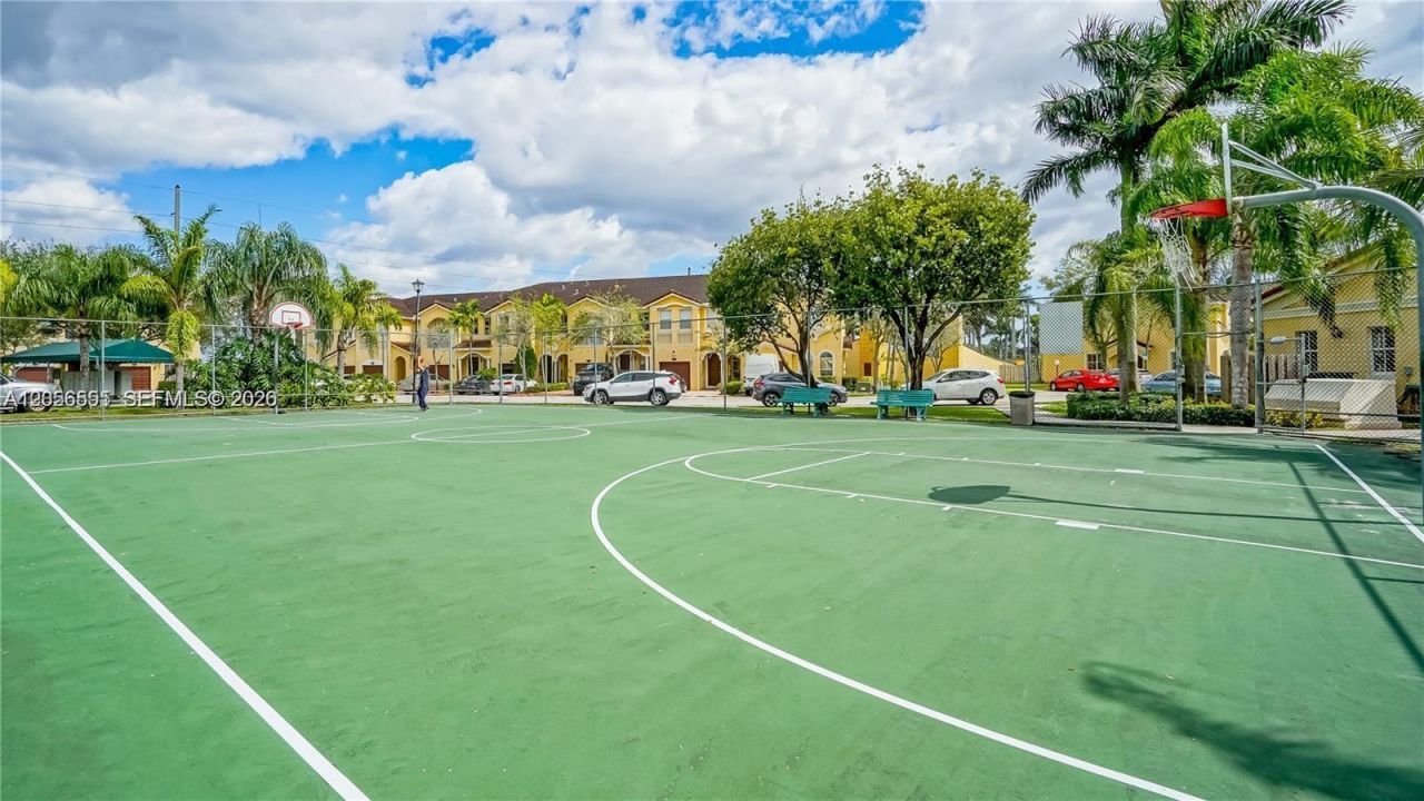 14960 SW 9th Ln, Unit 14960, Miami, FL 33194 Photo