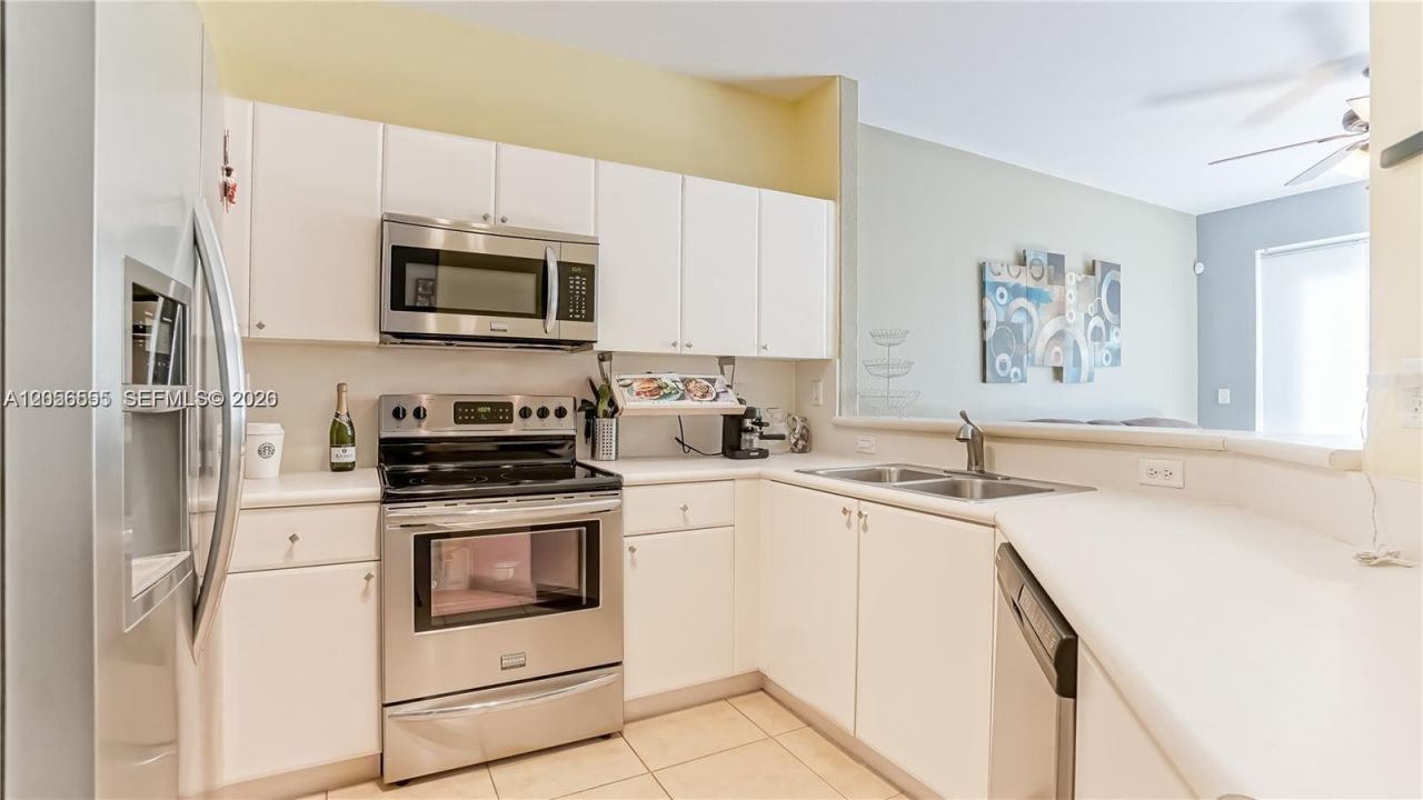 14960 SW 9th Ln, Unit 14960, Miami, FL 33194 Photo
