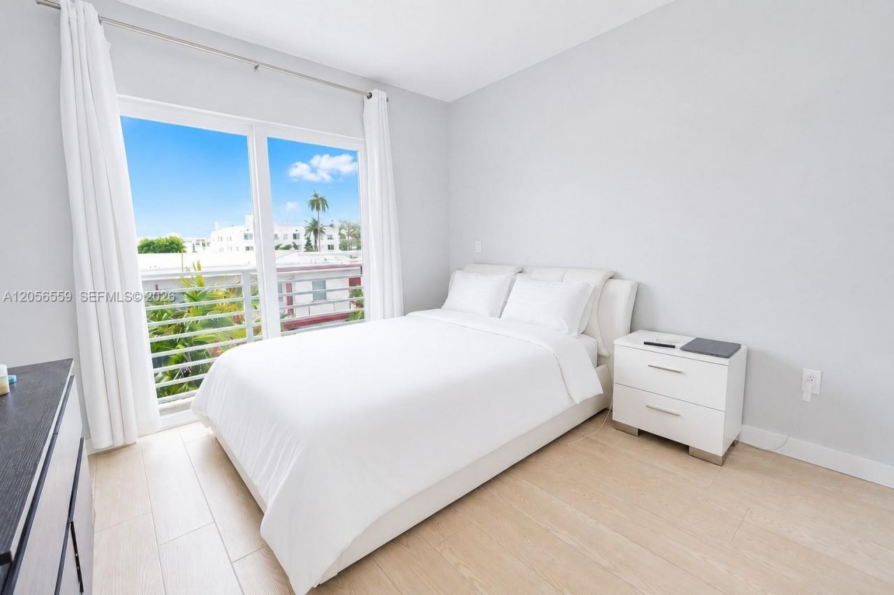 619 Meridian Ave , Unit 4, Miami Beach, FL 33139 Photo