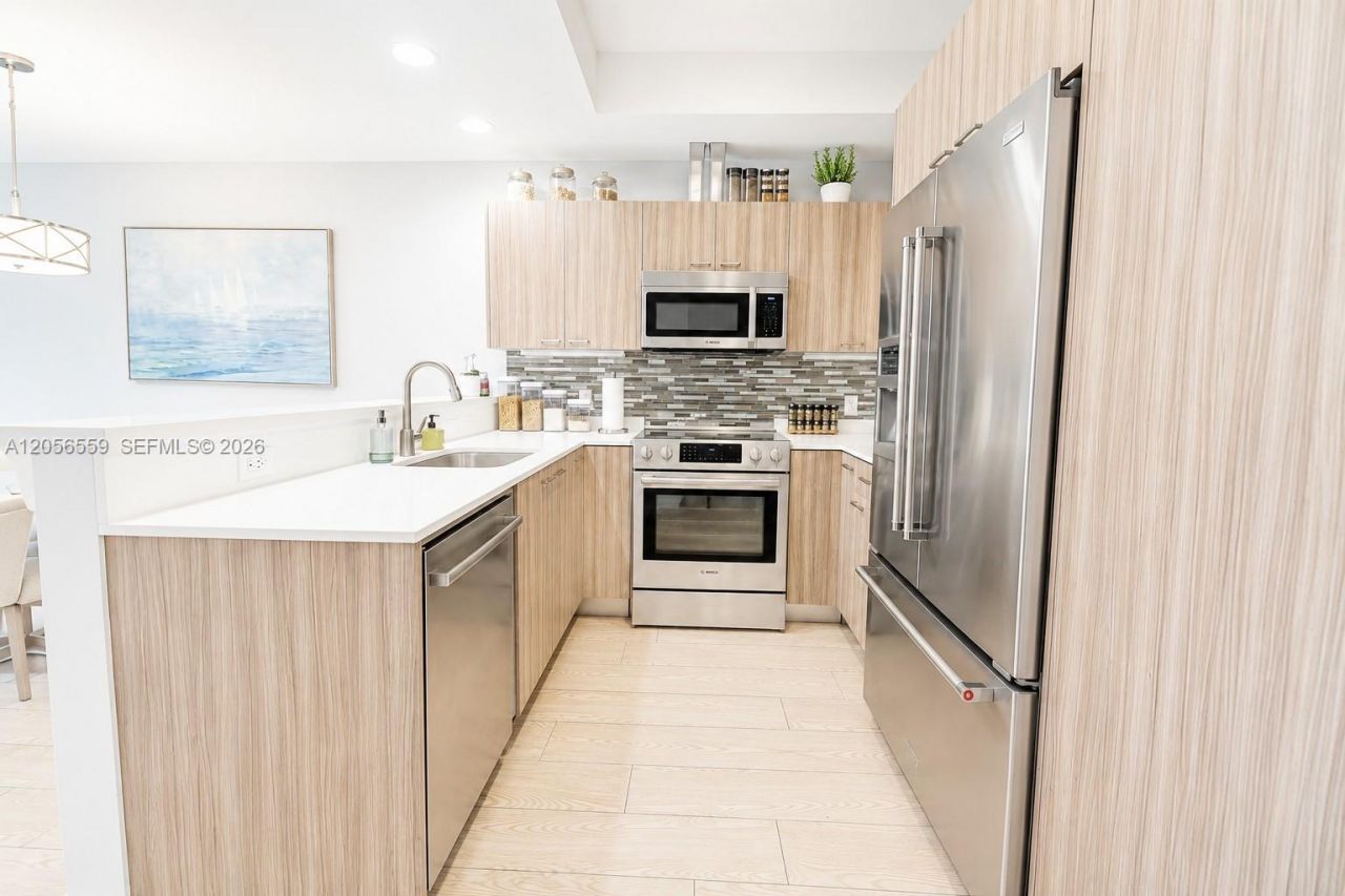 619 Meridian Ave , Unit 4, Miami Beach, FL 33139 Photo