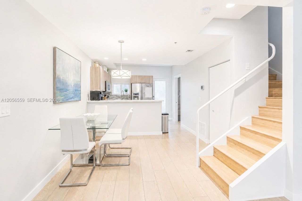 619 Meridian Ave , Unit 4, Miami Beach, FL 33139 Photo
