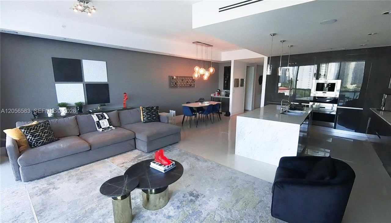 3300 NE 188 St., Unit 611, Aventura, FL 33180 Photo