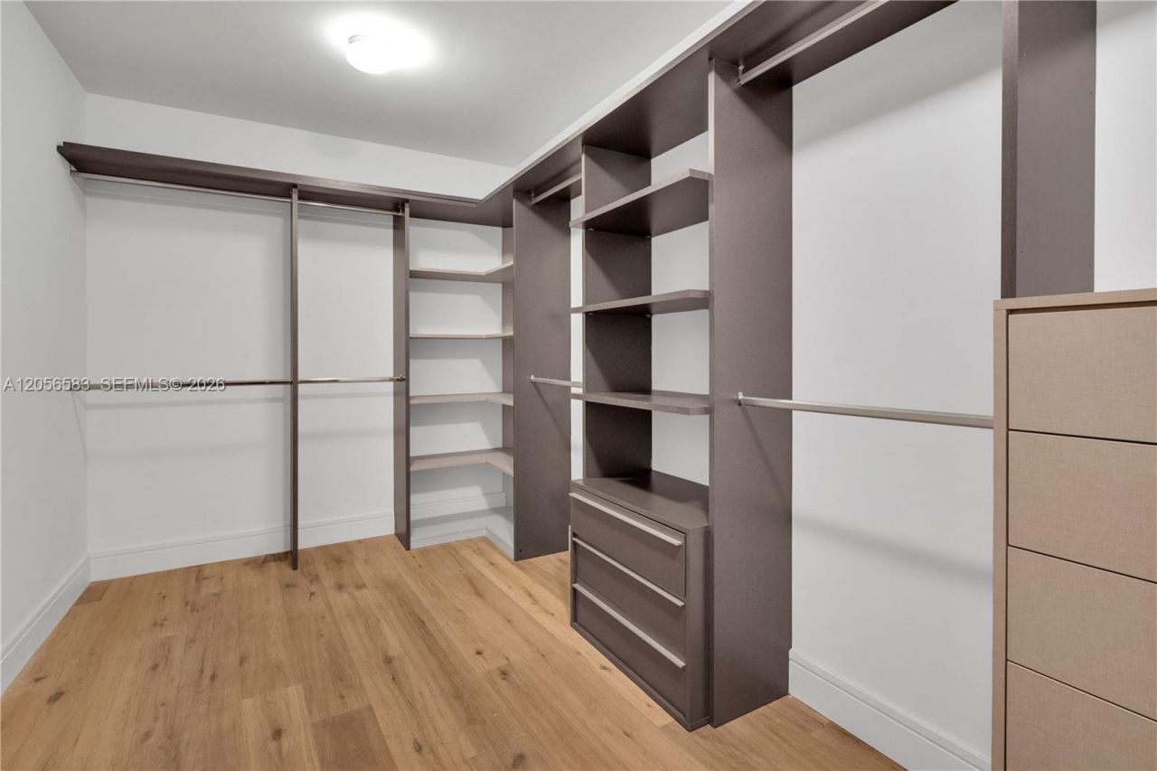 3300 NE 188 St., Unit 611, Aventura, FL 33180 Photo