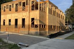 1110 Craven Street photo 4