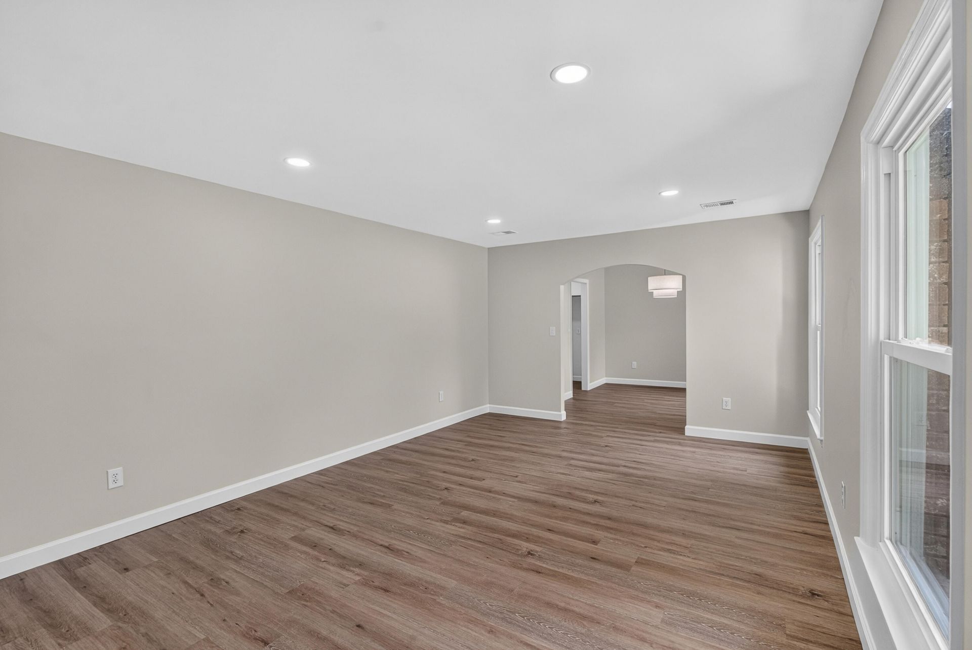 1322 Old Fort Road Photo 5