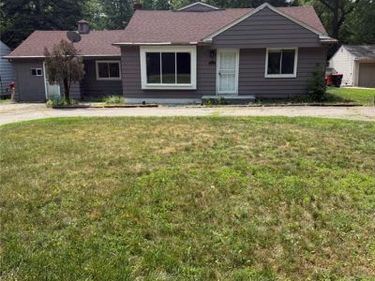 21613 Wallace Drive , Southfield, MI 48075