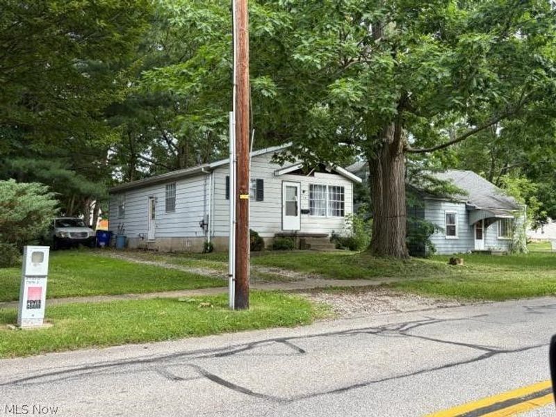 465 S Diamond Street, Ravenna, OH 44266 Photo 3
