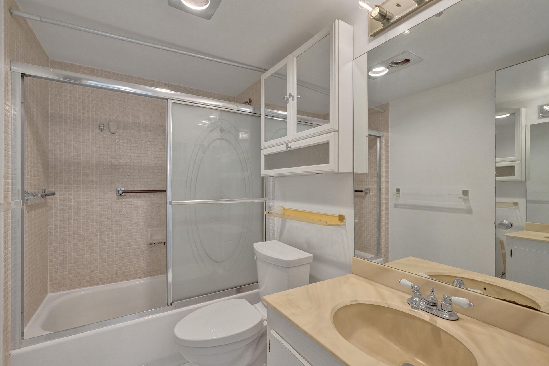 4100 Tivoli Court, Unit 304, Lake Worth, FL 33467 Photo