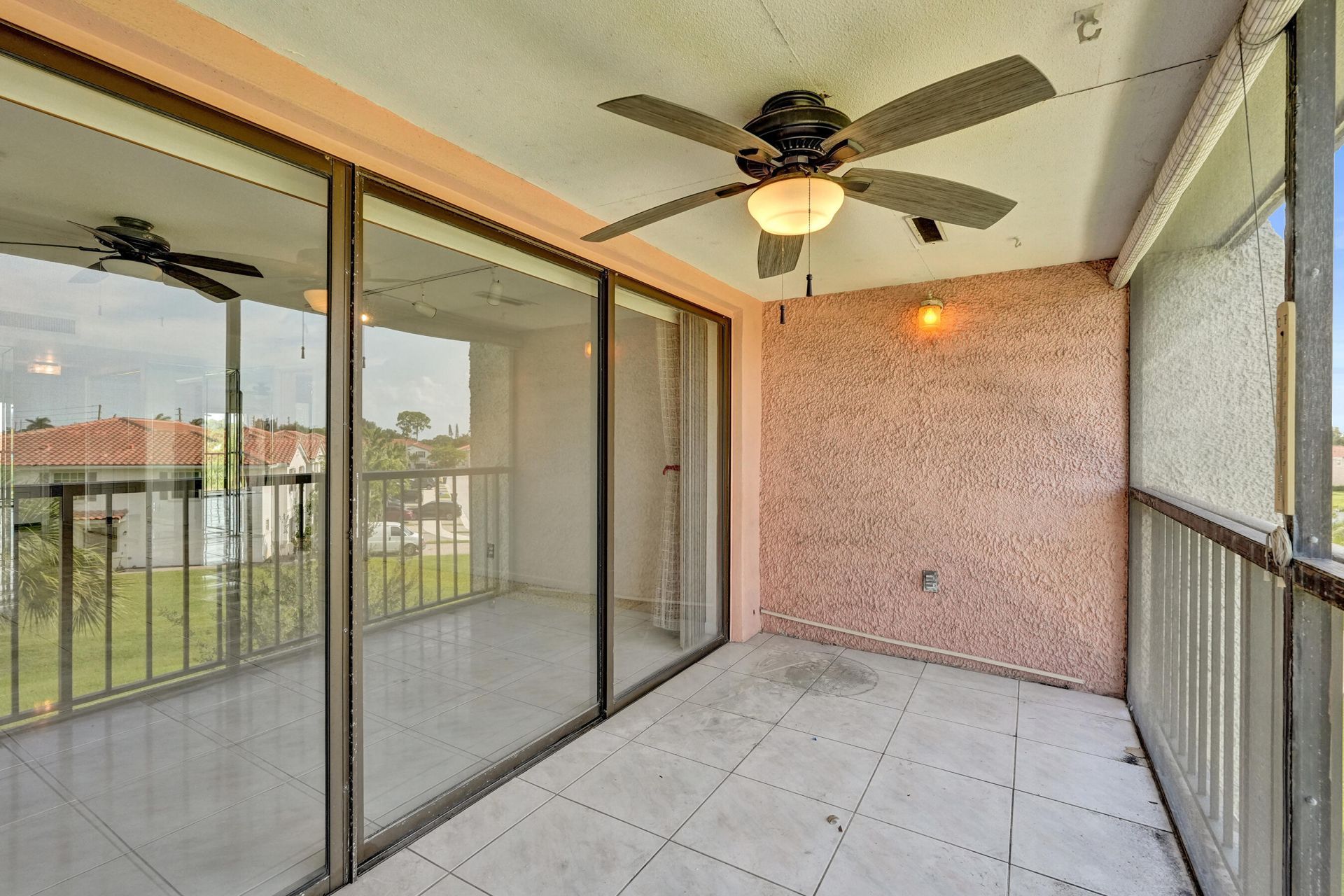 4100 Tivoli Court, Unit 304, Lake Worth, FL 33467 Photo