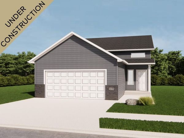 2728 42nd Avenue S, Moorhead, MN 56560