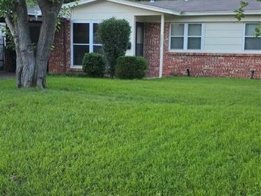 6255 Truman Drive, Fort Worth, TX 76112