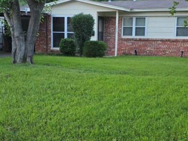 6255 Truman Drive, Fort Worth, TX 76112
