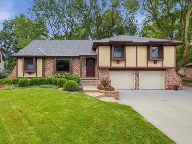 5 HORIZON Drive, COUNCIL BLUFFS, IA 51503