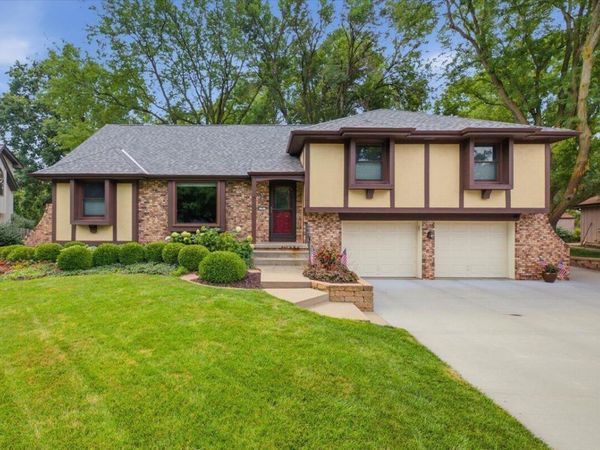 5 HORIZON Drive, COUNCIL BLUFFS, IA 51503