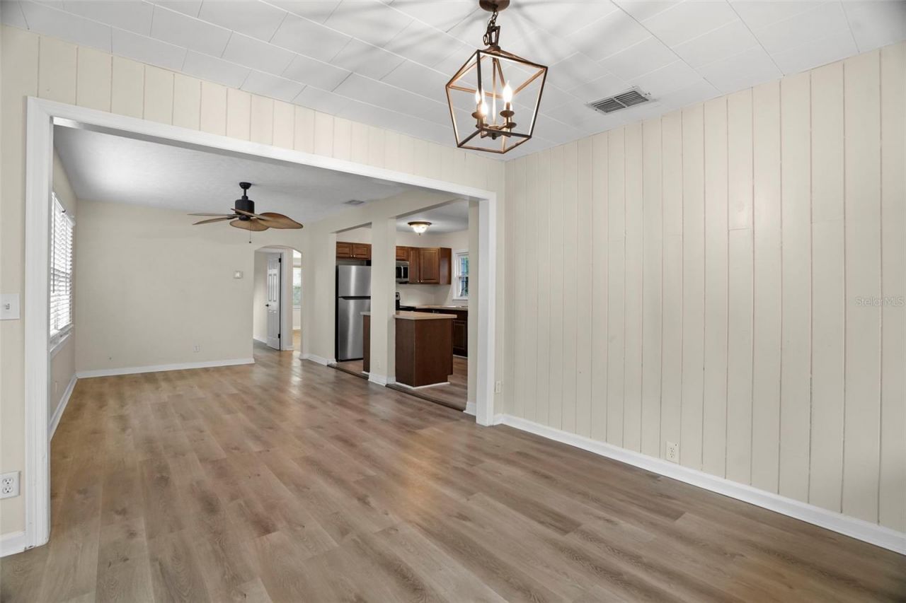 446 37th Avenue Ne, Saint Petersburg, FL 33704 Photo