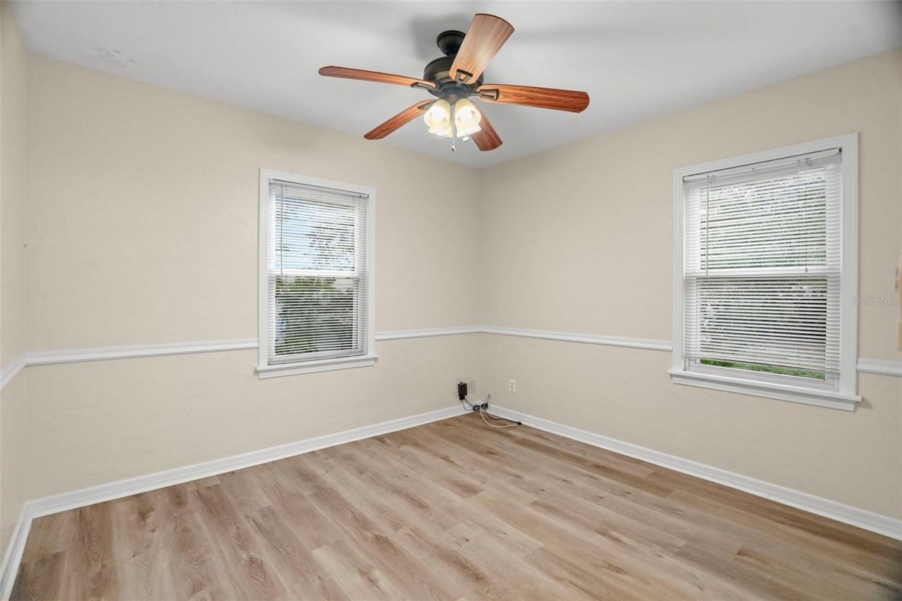 446 37th Avenue Ne, Saint Petersburg, FL 33704 Photo
